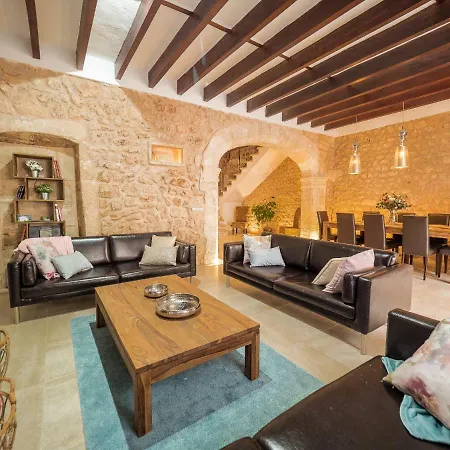 Villa Ca's Mercader By Alquilair